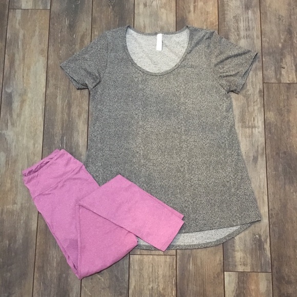 LuLaRoe Tops - LuLaRoe Classic T Size Small